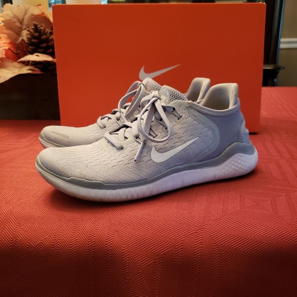 Nike Shoes - Nike Free RN 2018